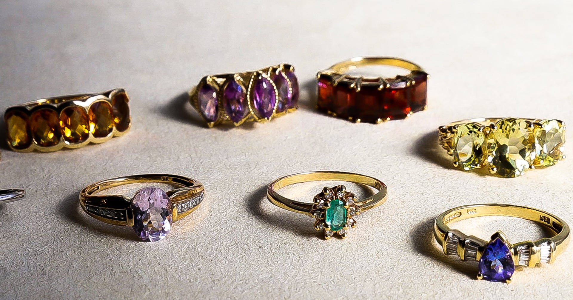 アメジスト、エメラルド、タンザナイトなど、人気のカラーストーンリング 9K／10K／14K Gold ¥30,000~