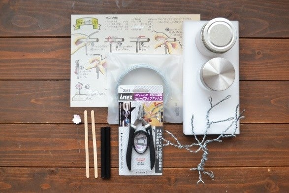 ワイヤークラフト 桜姫 施設や家庭でのリハビリ、待ち時間をもっと楽しく針金メーカーがつくる