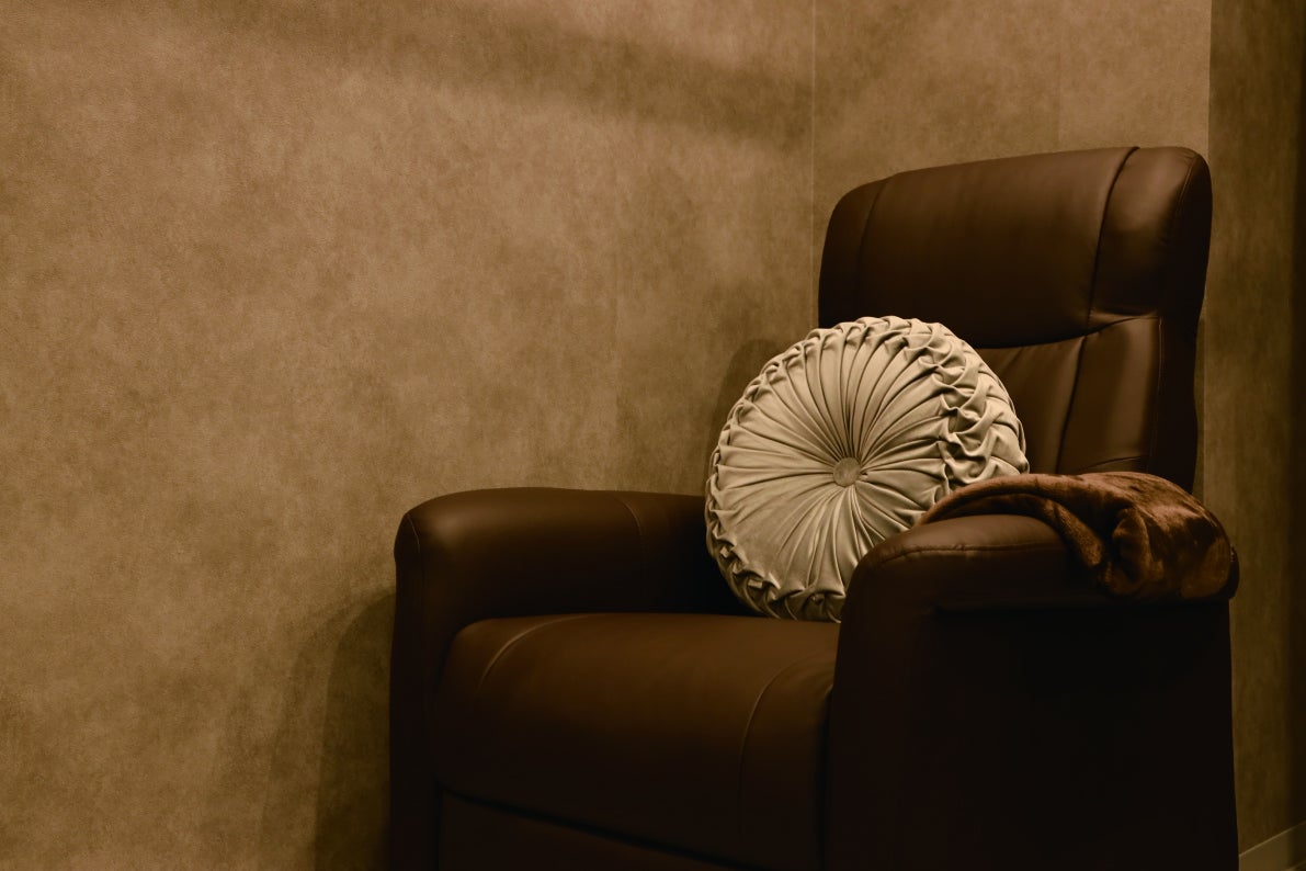 全席リクライニングソファーになり、一層お寛ぎいただきながらネイル＆ハンドケアができるように。