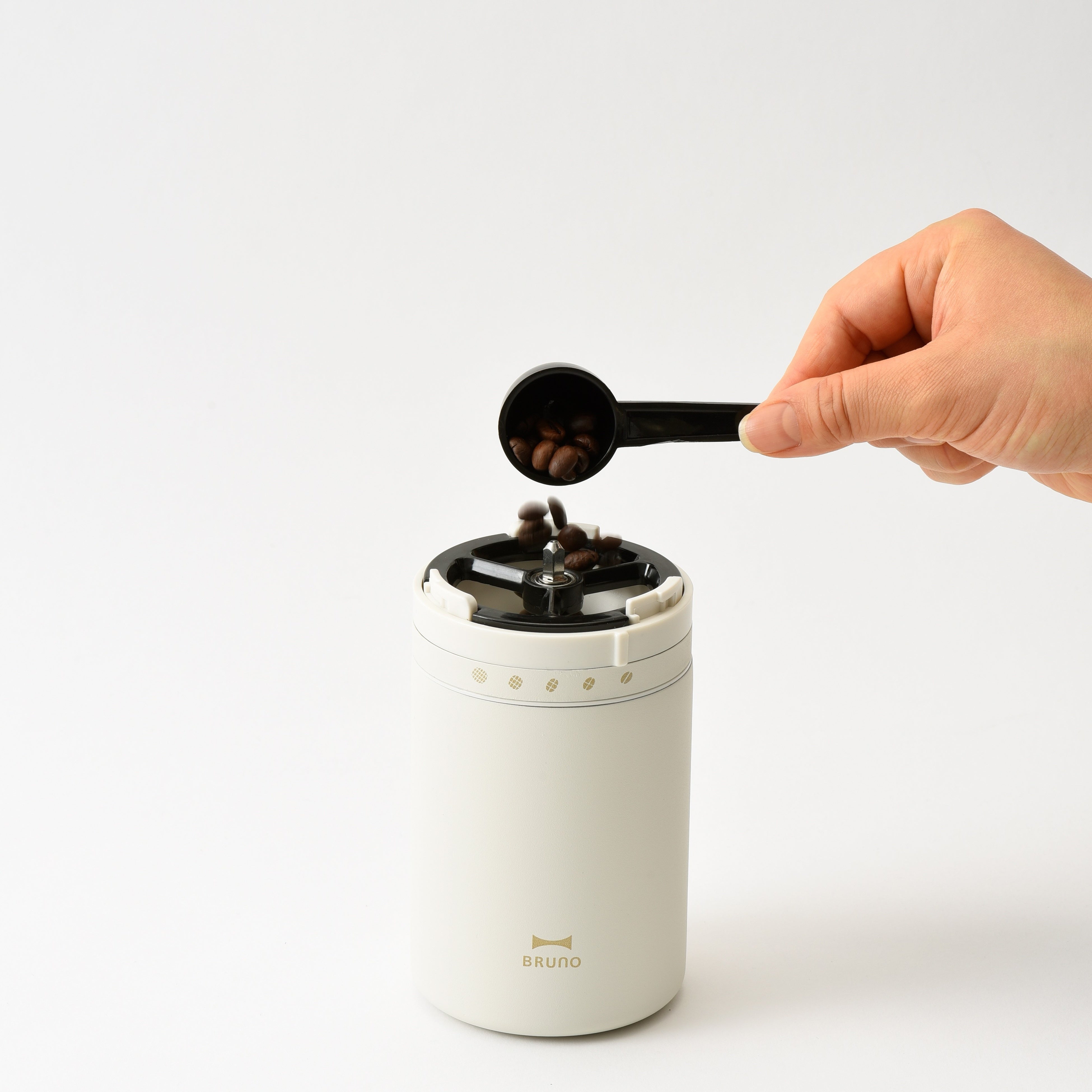 お客様の声にお応えして、リニューアル決定！「パーソナル電動ミル