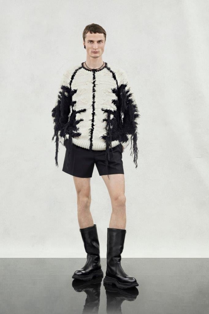 LOOK 12
