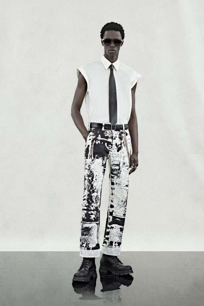 LOOK 13