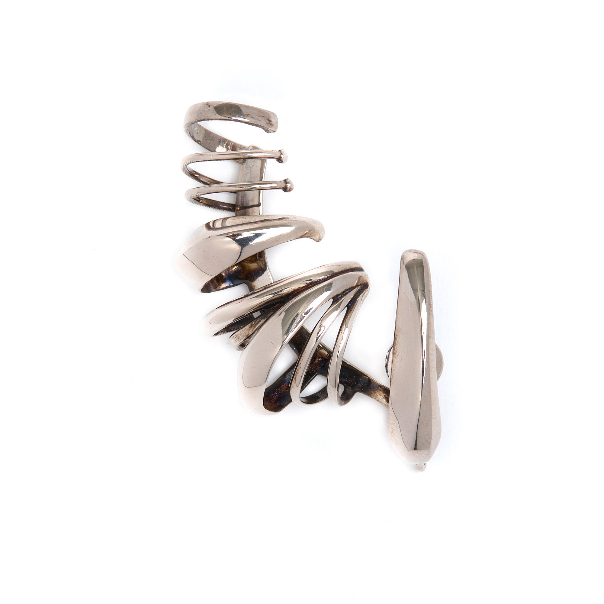 Alexander McQueen】2022年春夏コレクションより新作ジュエリー | 株式