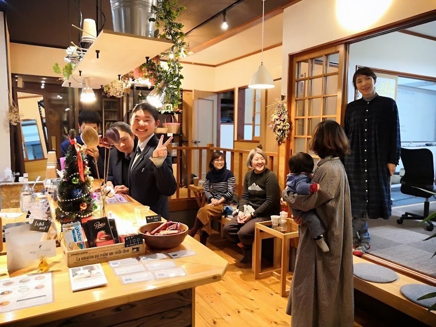 （見学先、Odaka Micro Stand Bar～オムスビ～）