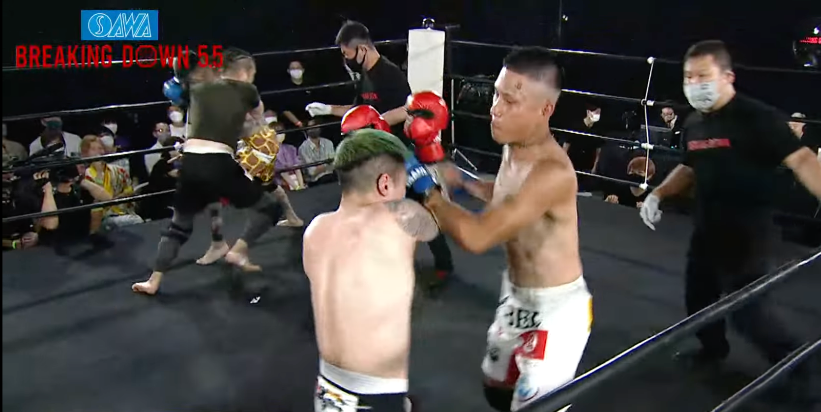 スペシャル2on2マッチ： 信原空選手・山岡彬夢選手 vs. ベーやん選手・墨だけニキ選手