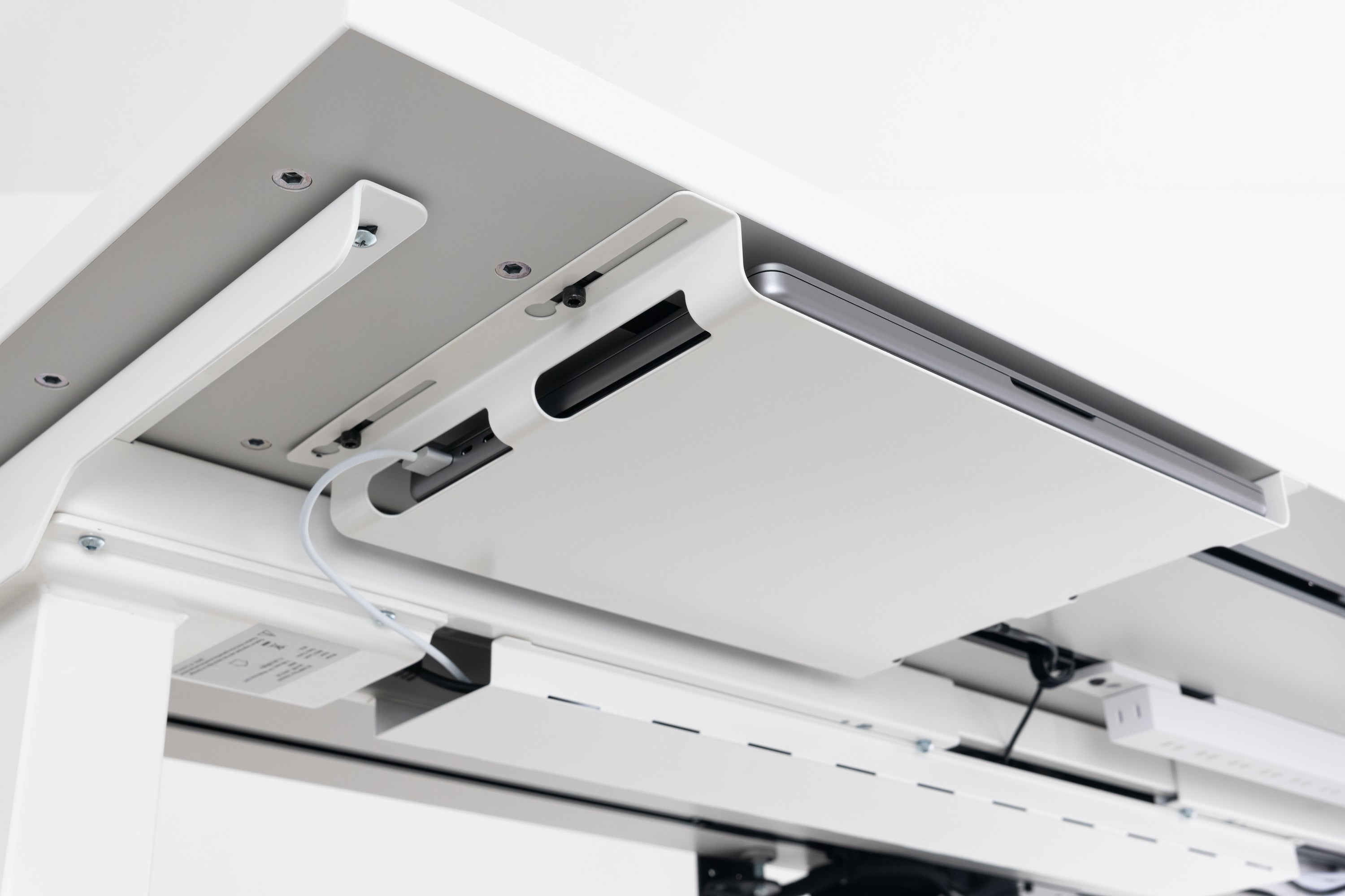 モジュール式拡張デスク『PREDUCTS DESK』昇降デスクモデル