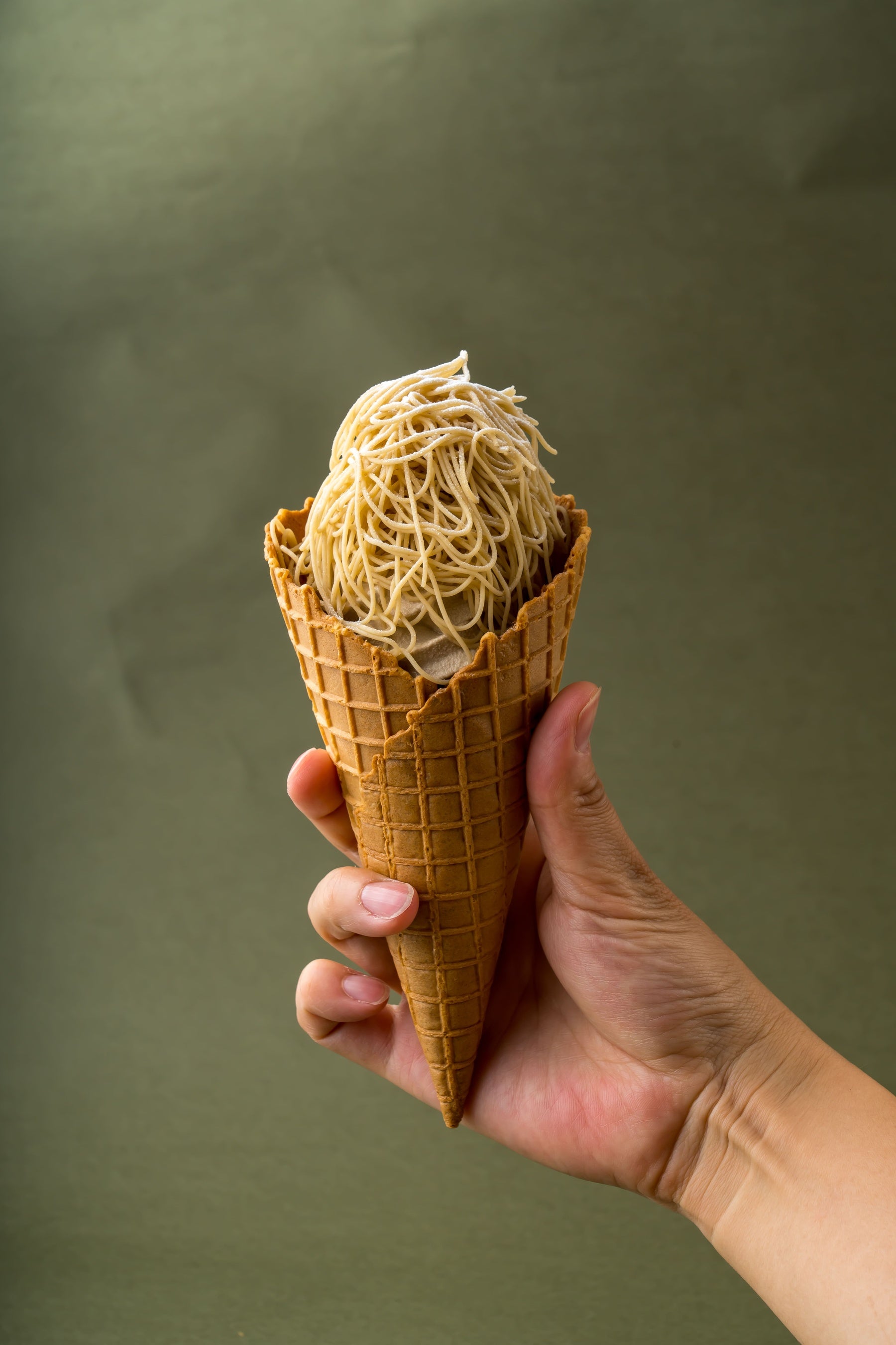 ラゾーナ川崎店限定。和もんぶらんソフト（ほうじ茶）