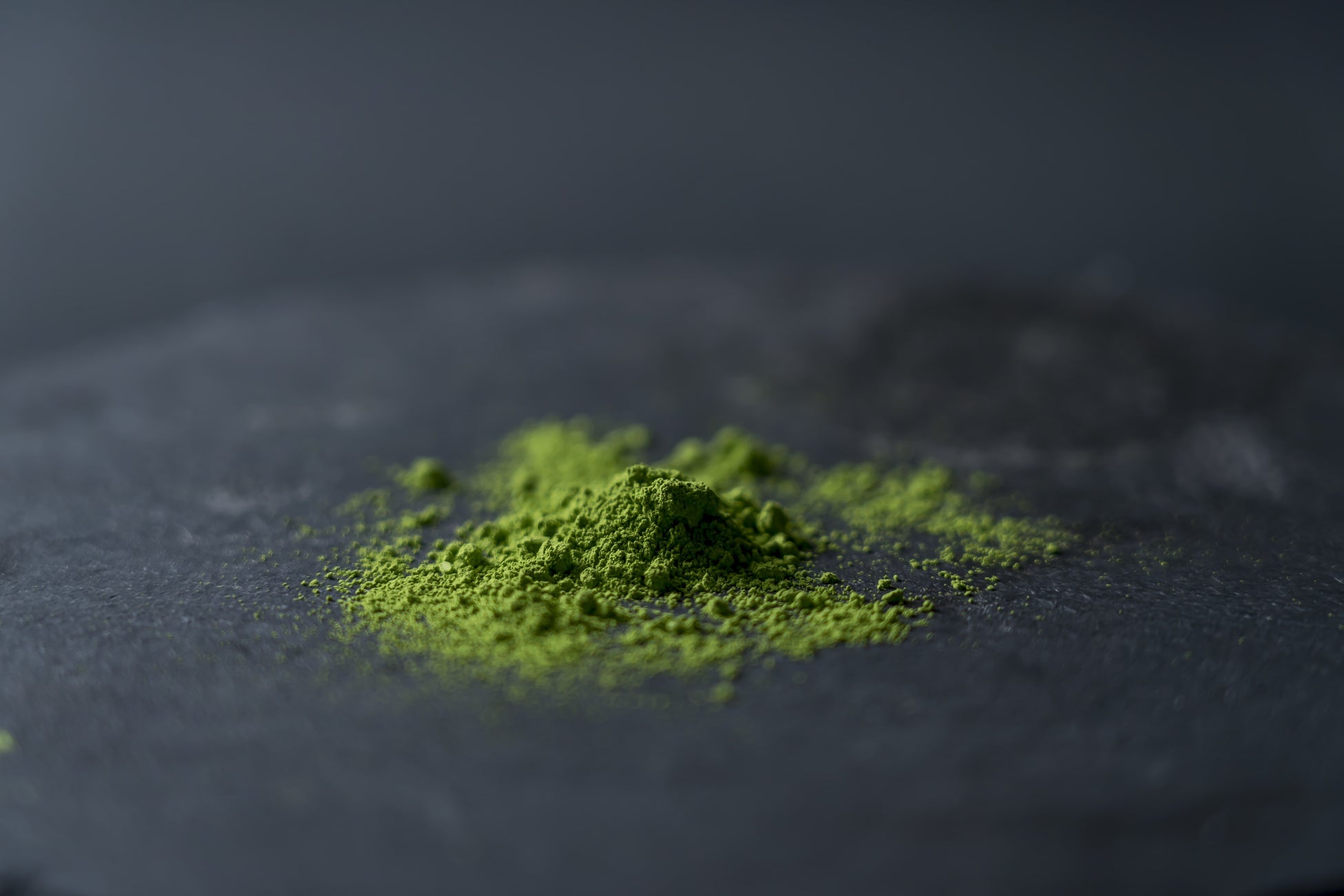 石臼挽きの宇治抹茶「千代の白」