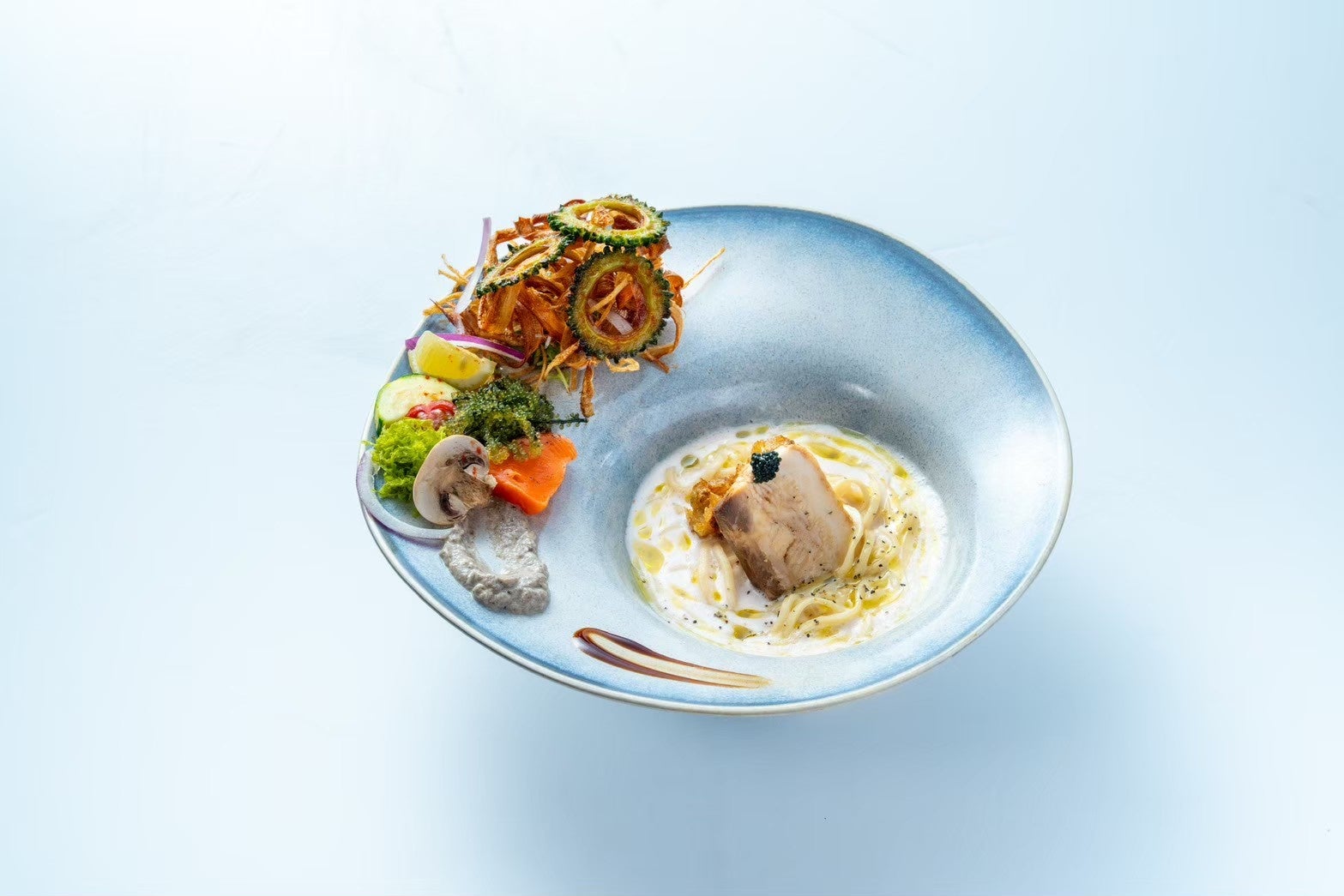 沖縄・首里に新店舗OPEN】フレンチソーキそば専門店「Salmon Noodle