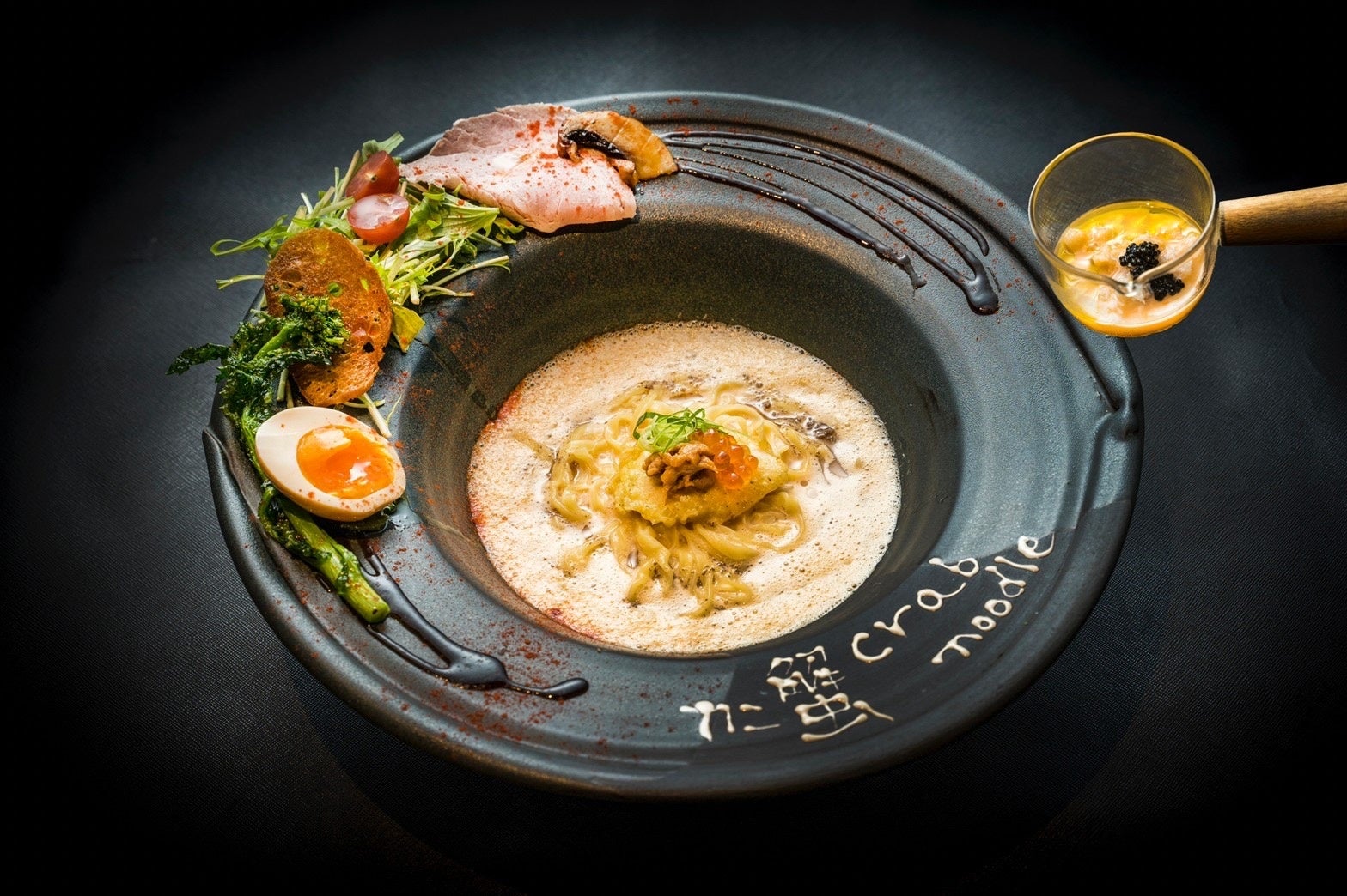 コラボメニュー（プレミアム蟹×雲丹noodle）