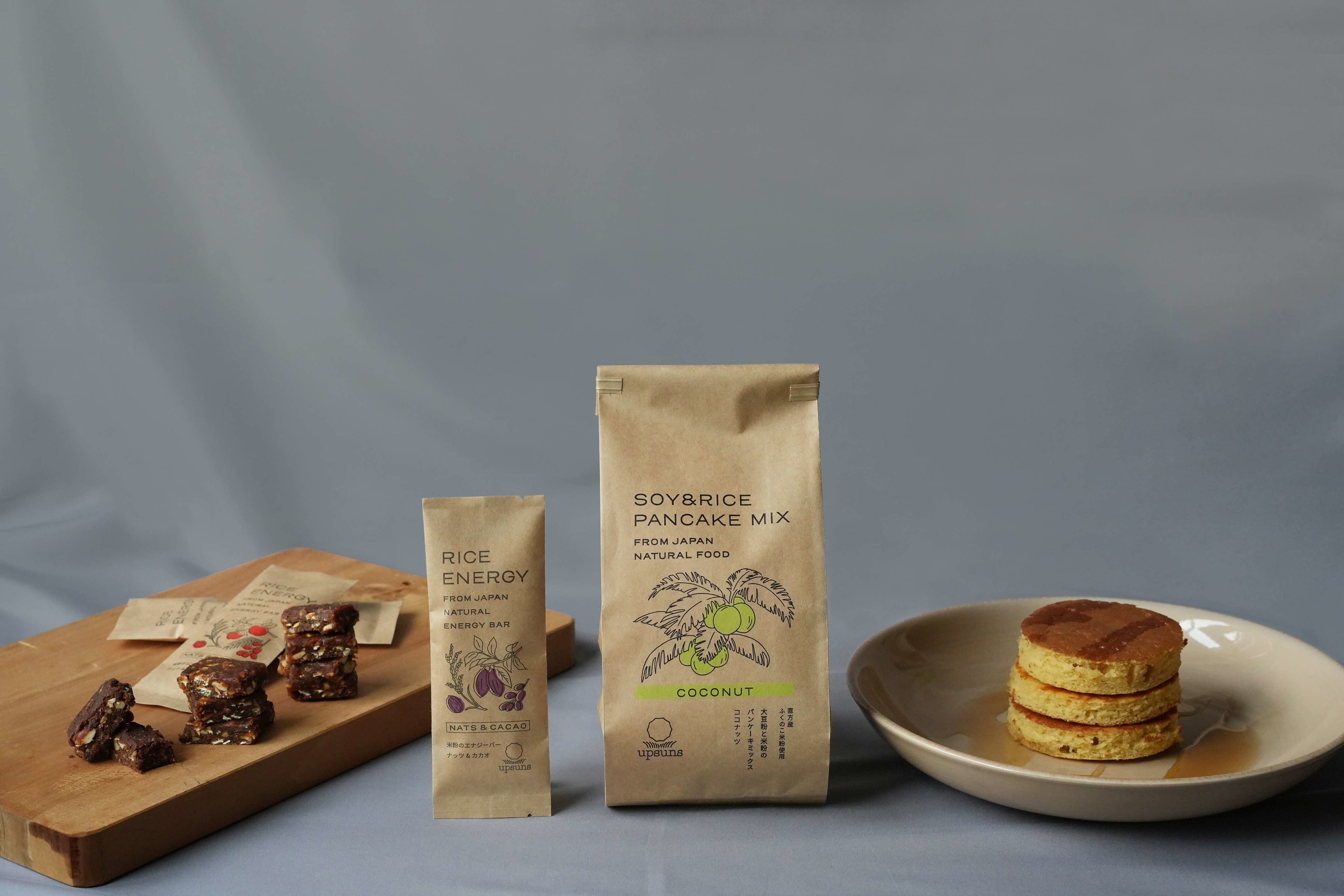 地元産米粉を使用したライスエナジーバーとパンケーキミックス