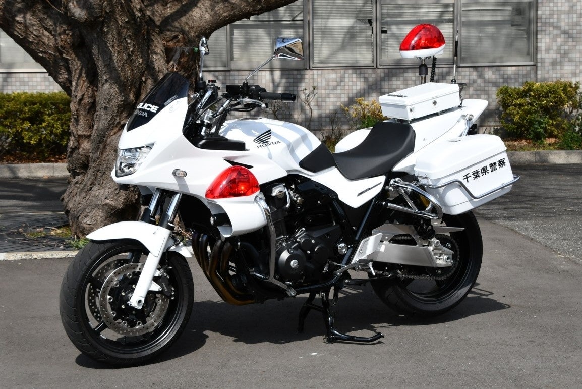 白バイ イメージ