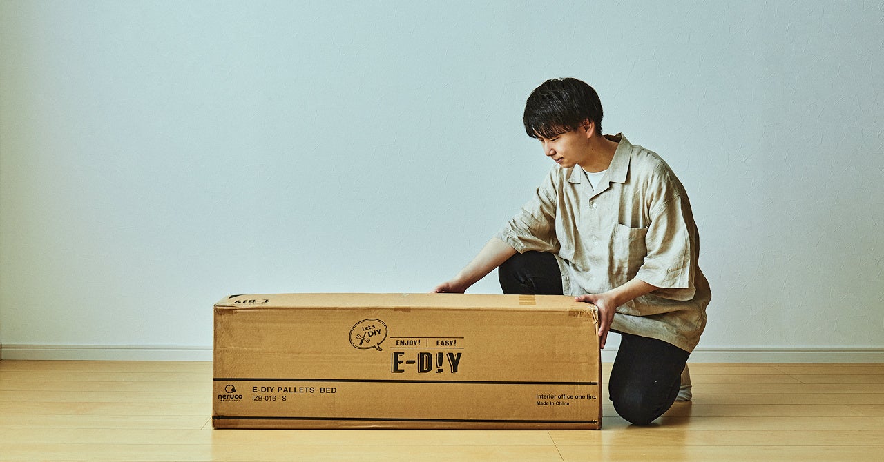 宅配便1箱で、ご自宅までお届け。シングルの梱包サイズはわずか104×34×19.5cm(17kg)です。