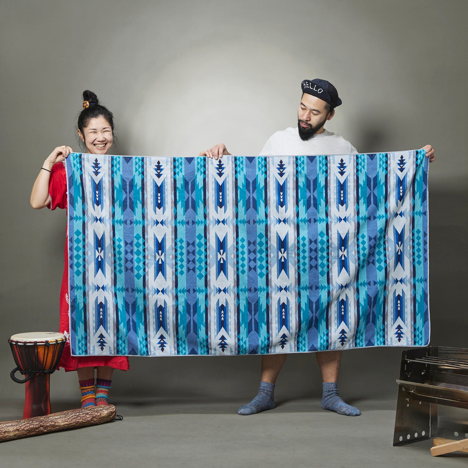 アウトドアライフを彩るナバホ柄