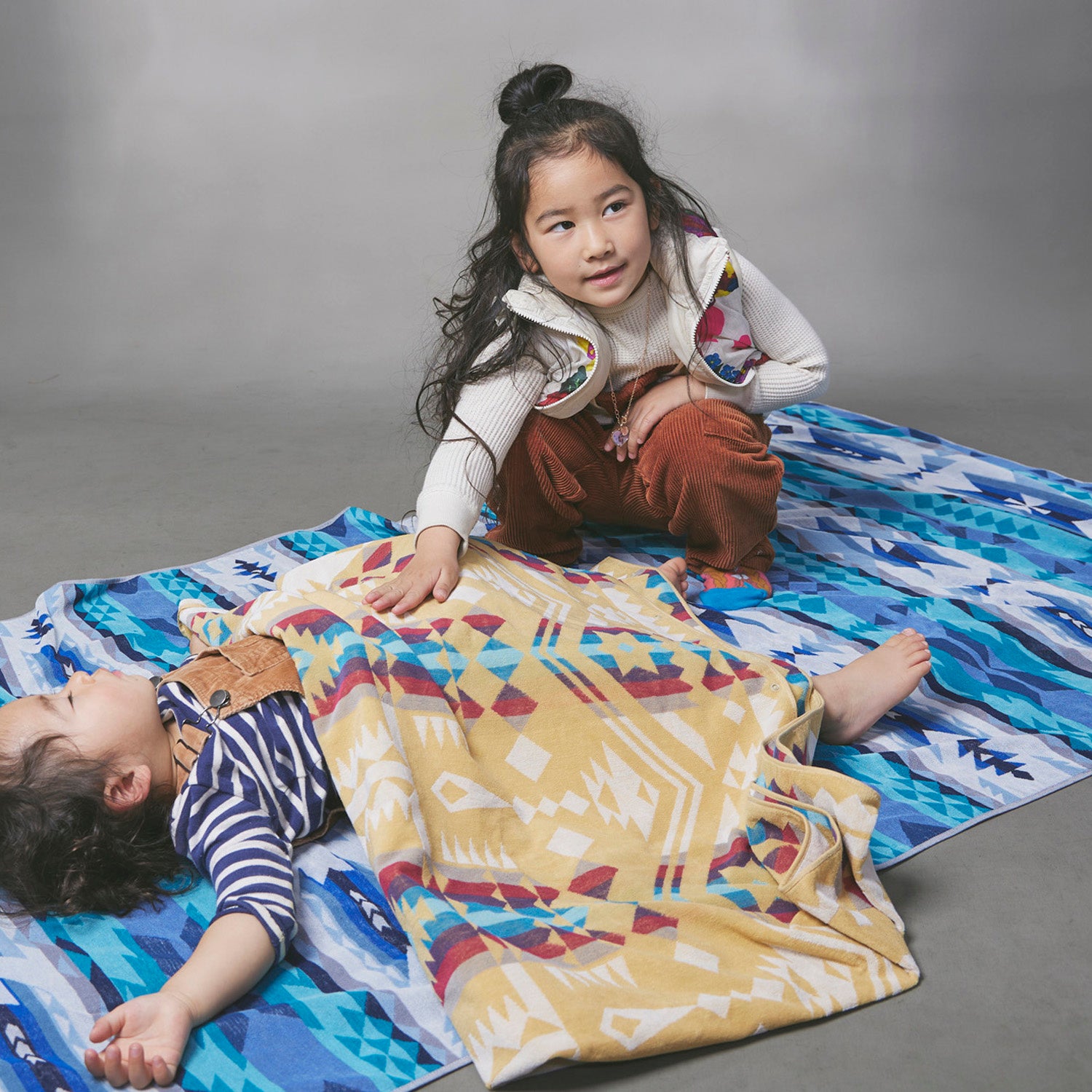 ラグとして敷いて・自分のスペース作りに