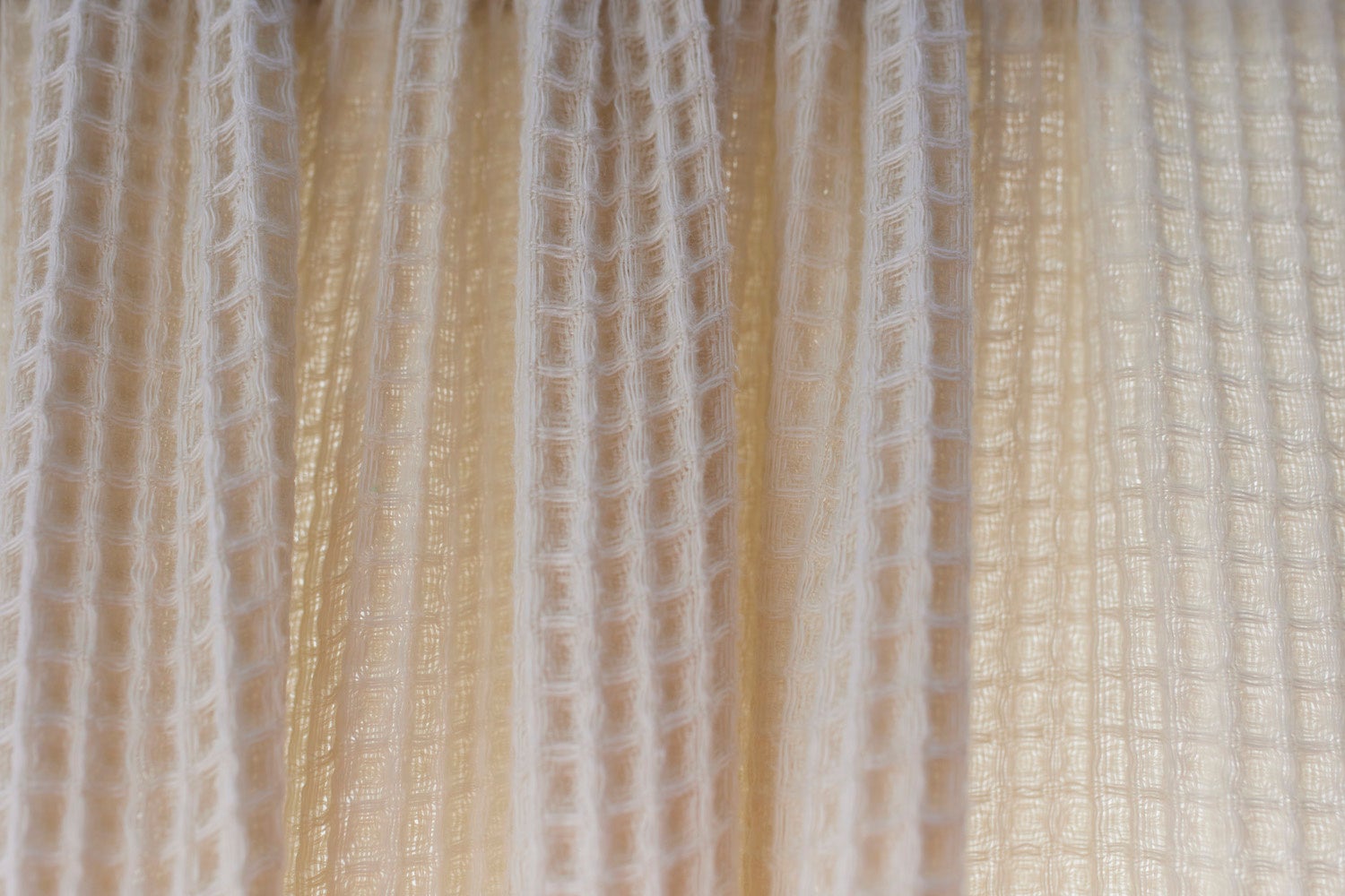 【ワッフル生地使用】空気の通りが良く、涼しさと心地よさが続く優れもの