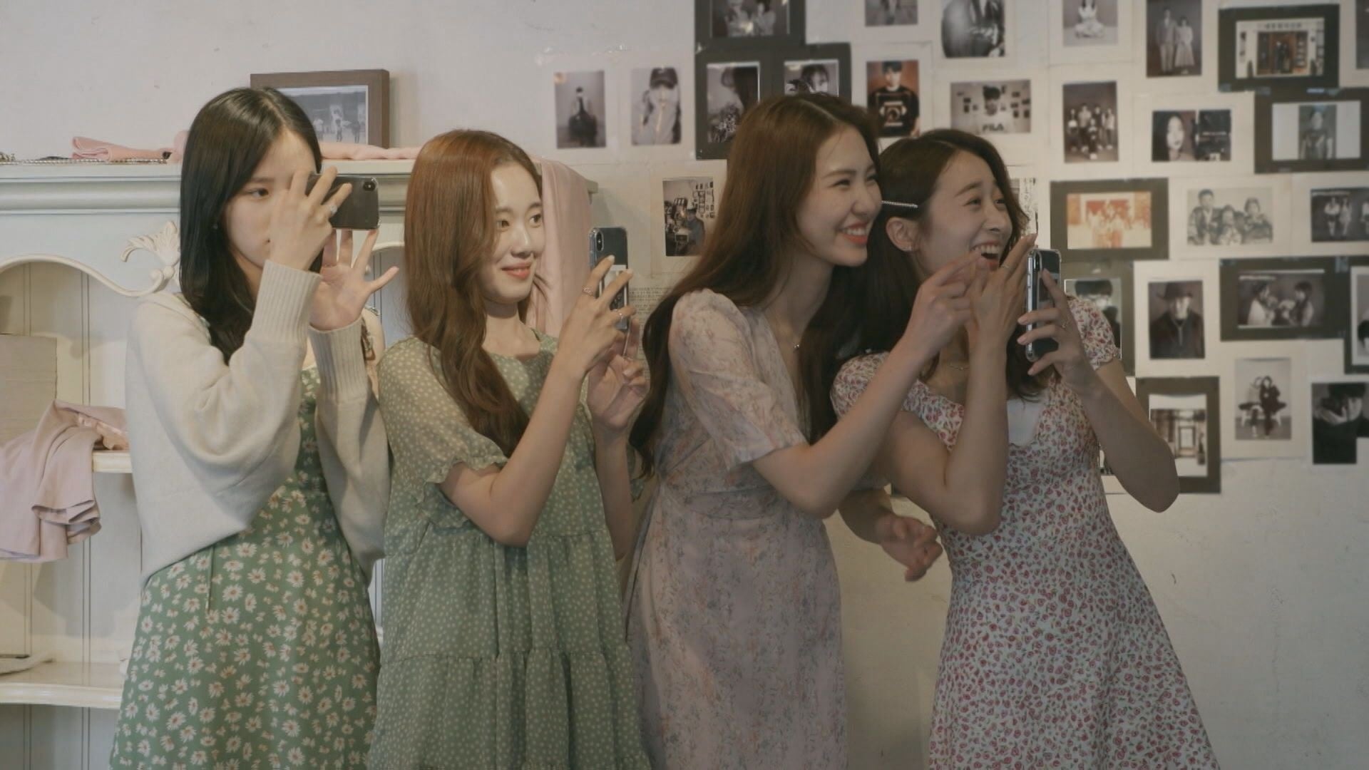 同じサークル仲間の仲良し4人組