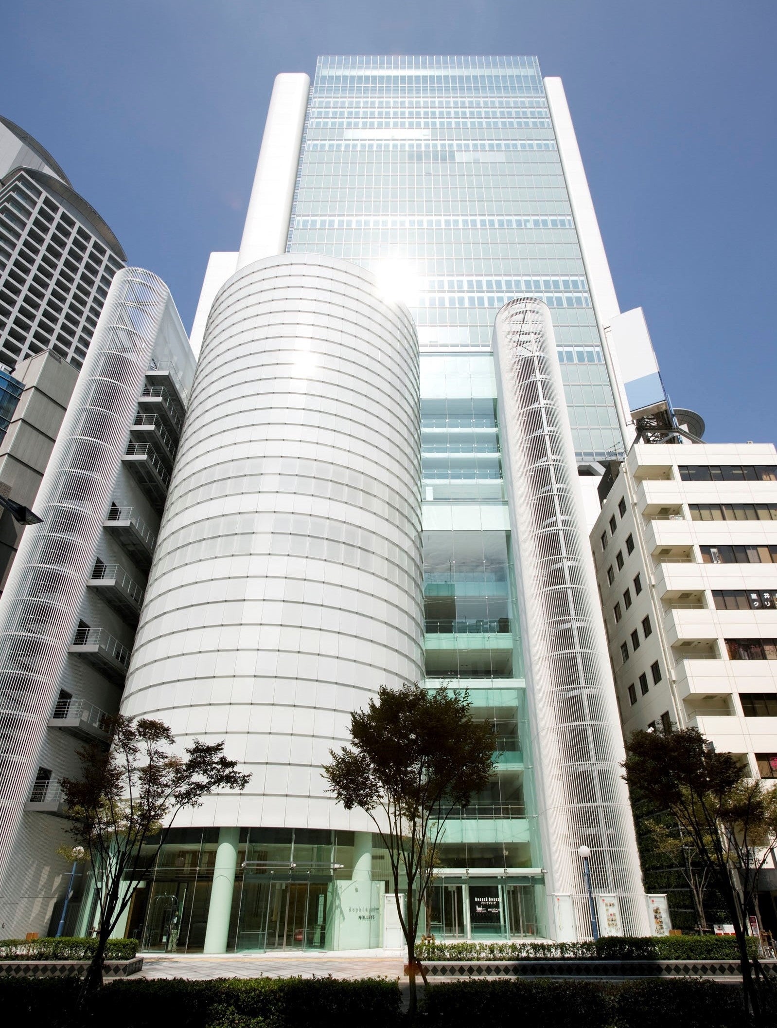 ワークスアイディ関西支社新オフィス ブリーゼタワー外観