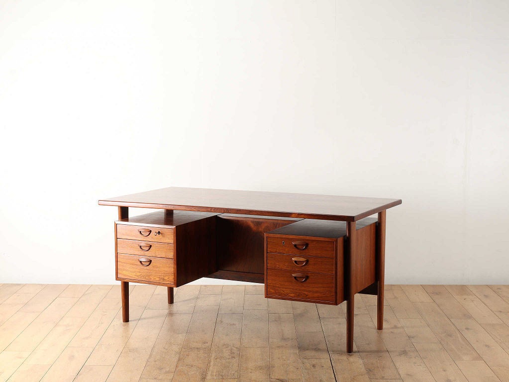 Kai Kristiansen Desk　DENMARK 1960年代（推定） Rosewood