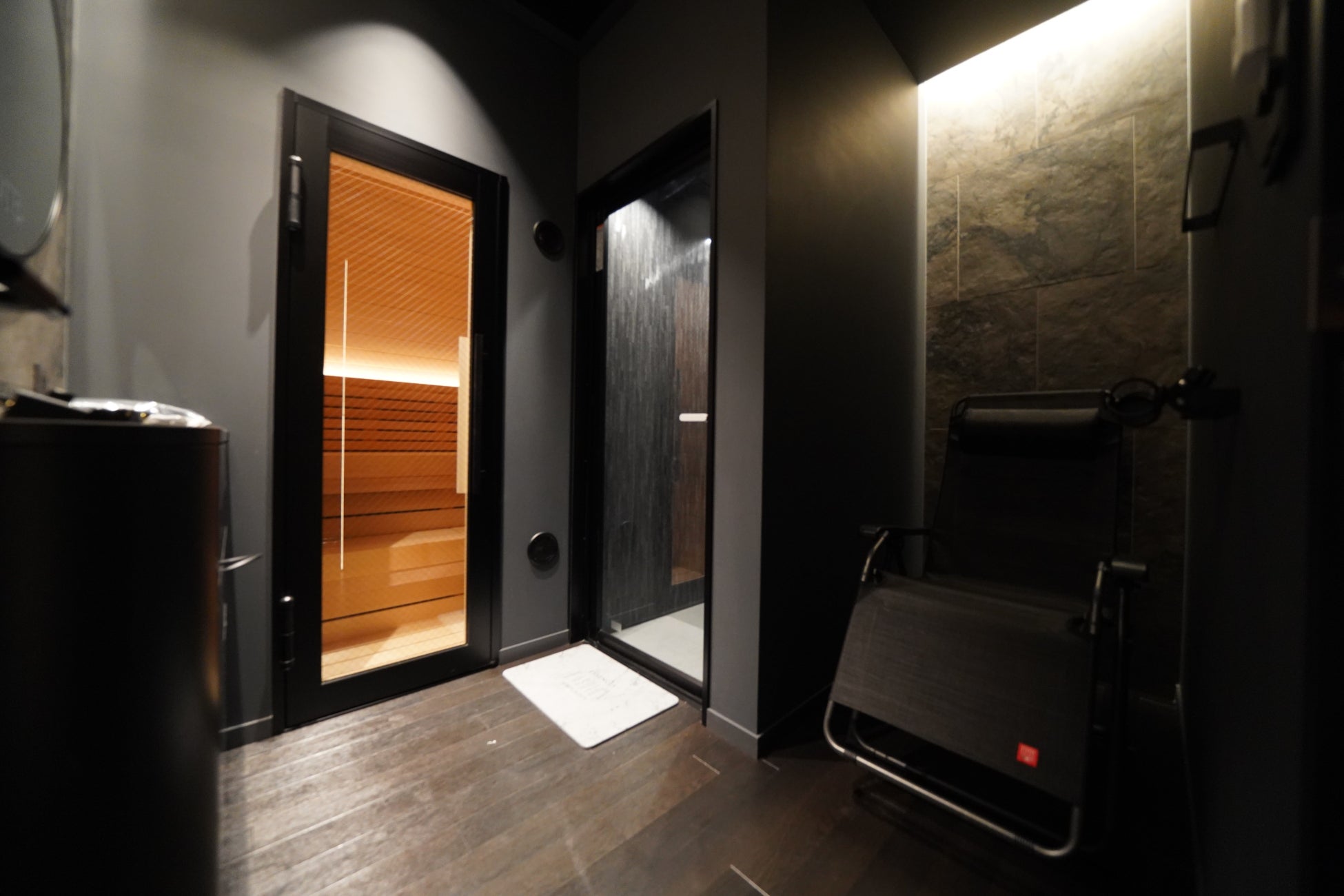 東京で人気の一人サウナが大阪初上陸 梅田にメンズ専門 超高級サウナプライベートサウナ Mente 2 14 月 オープン 総工費1億5 000万円 たった4室の贅沢 2時間30万円の貸切プランも イノセンス株式会社のプレスリリース 東京で人気の一人サウナが大阪初上陸 梅田にメンズ専門 超高級サウナプライベートサウナ Mente 2 14 月 オープン 総工費1億5 000万円 たった4室の贅沢 2時間30万円の貸切プランも イノセンス株式会社のプレスリリース