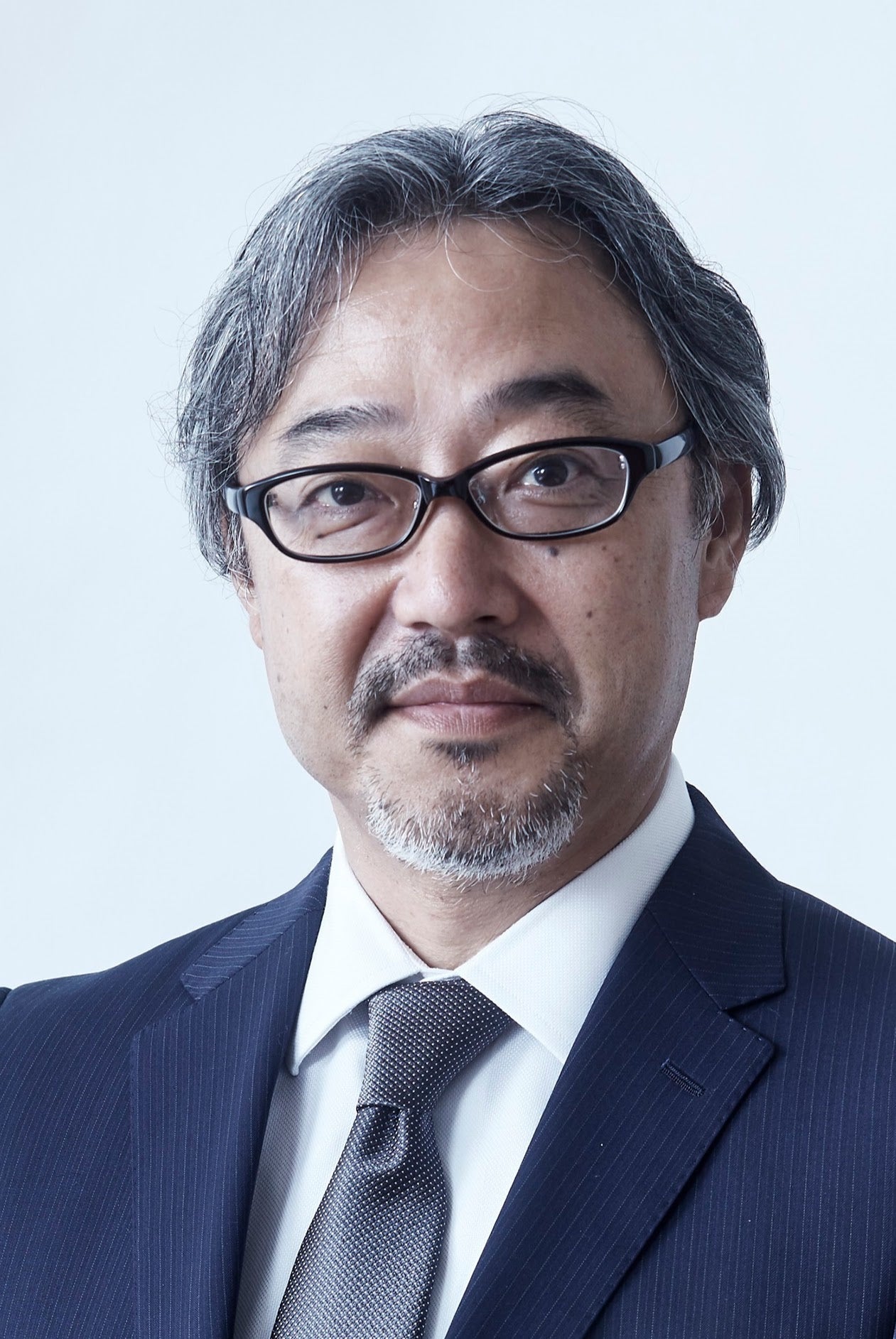 中野 慎三氏