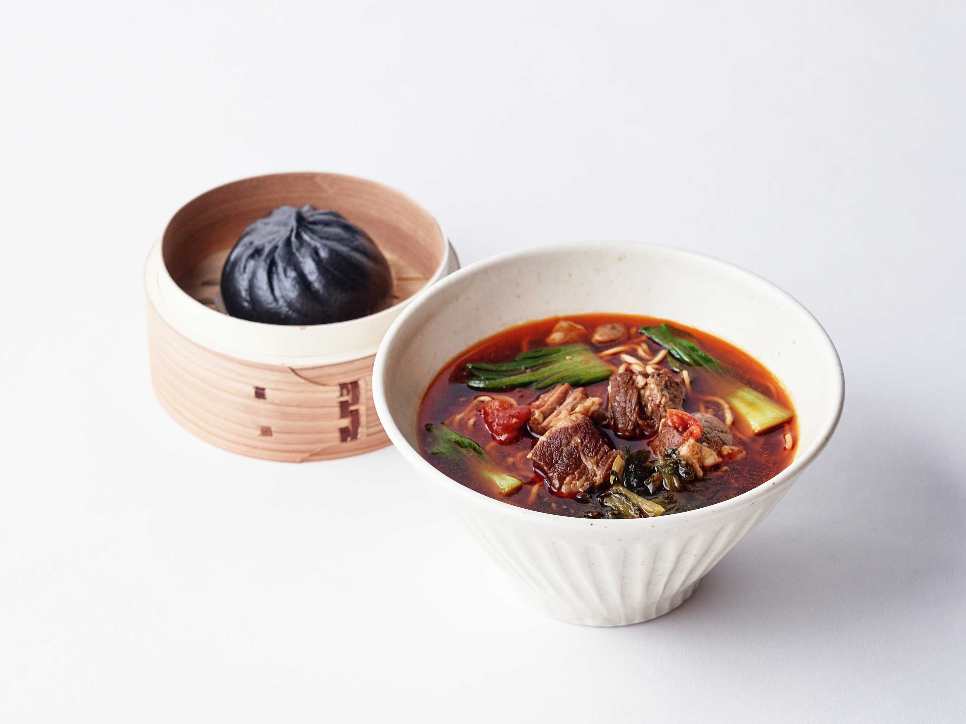 トマトニュウロウ麺と花椒まん