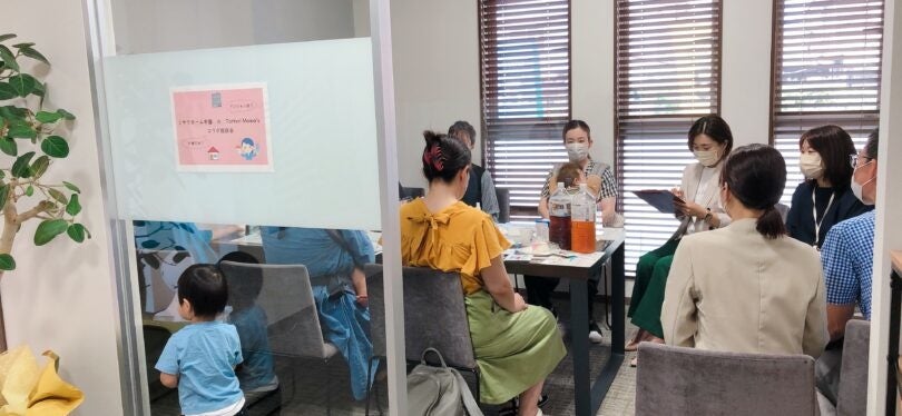 ▲1～3歳のお子さん連れのママたち。子連れで参加OKな座談会です✨