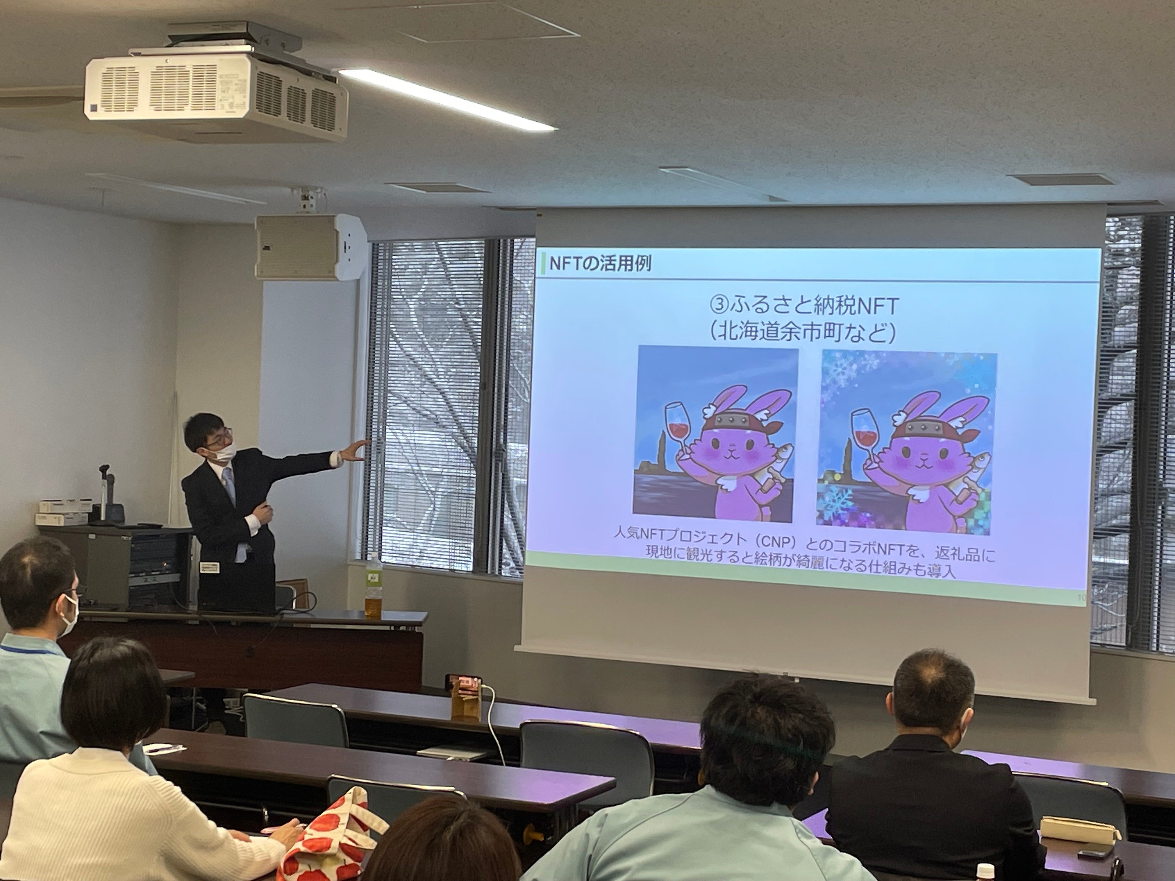 講師を務める代表の畠中