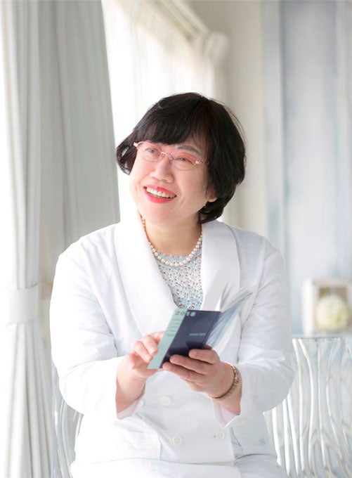 医師：登坂正子