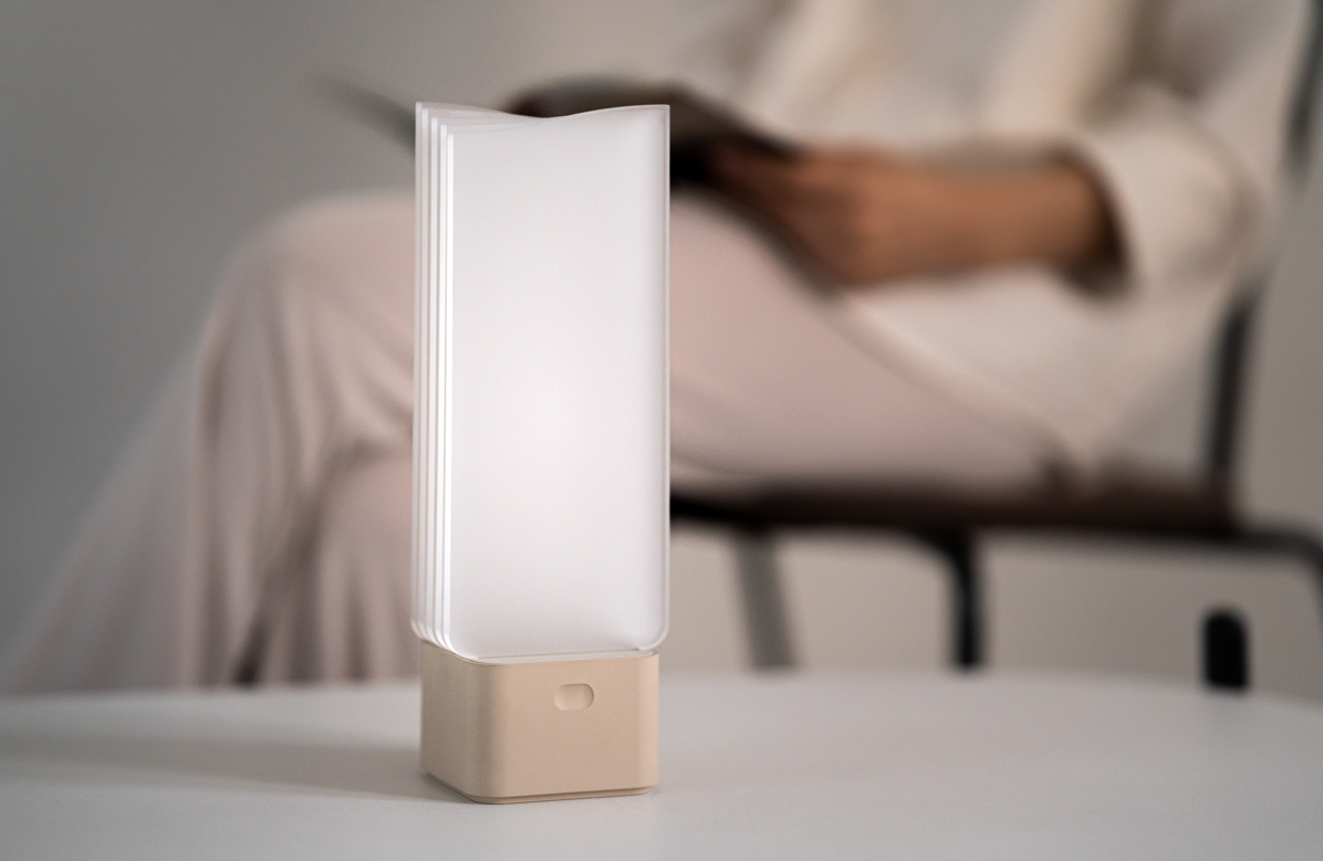 ライトを点けなくてもシンプルなインテリアとして