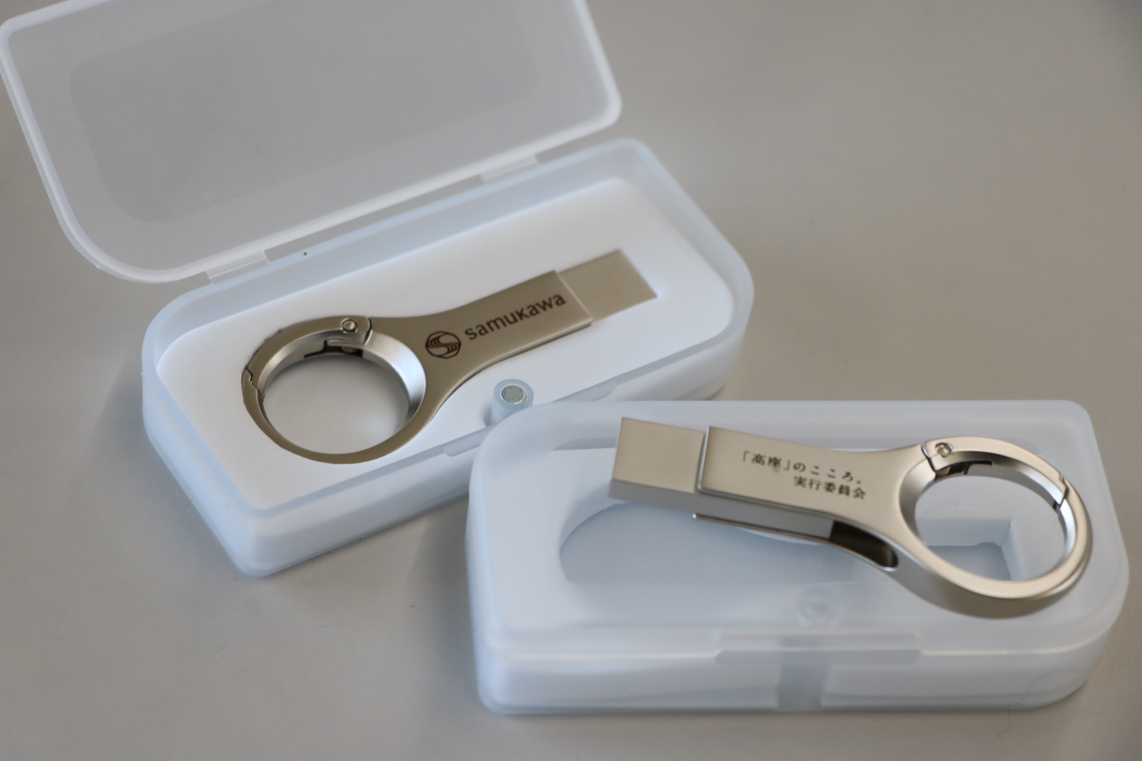 Type-AとType-C双方に対応した16GB名入れ(ブランドマーク等)USBメモリ