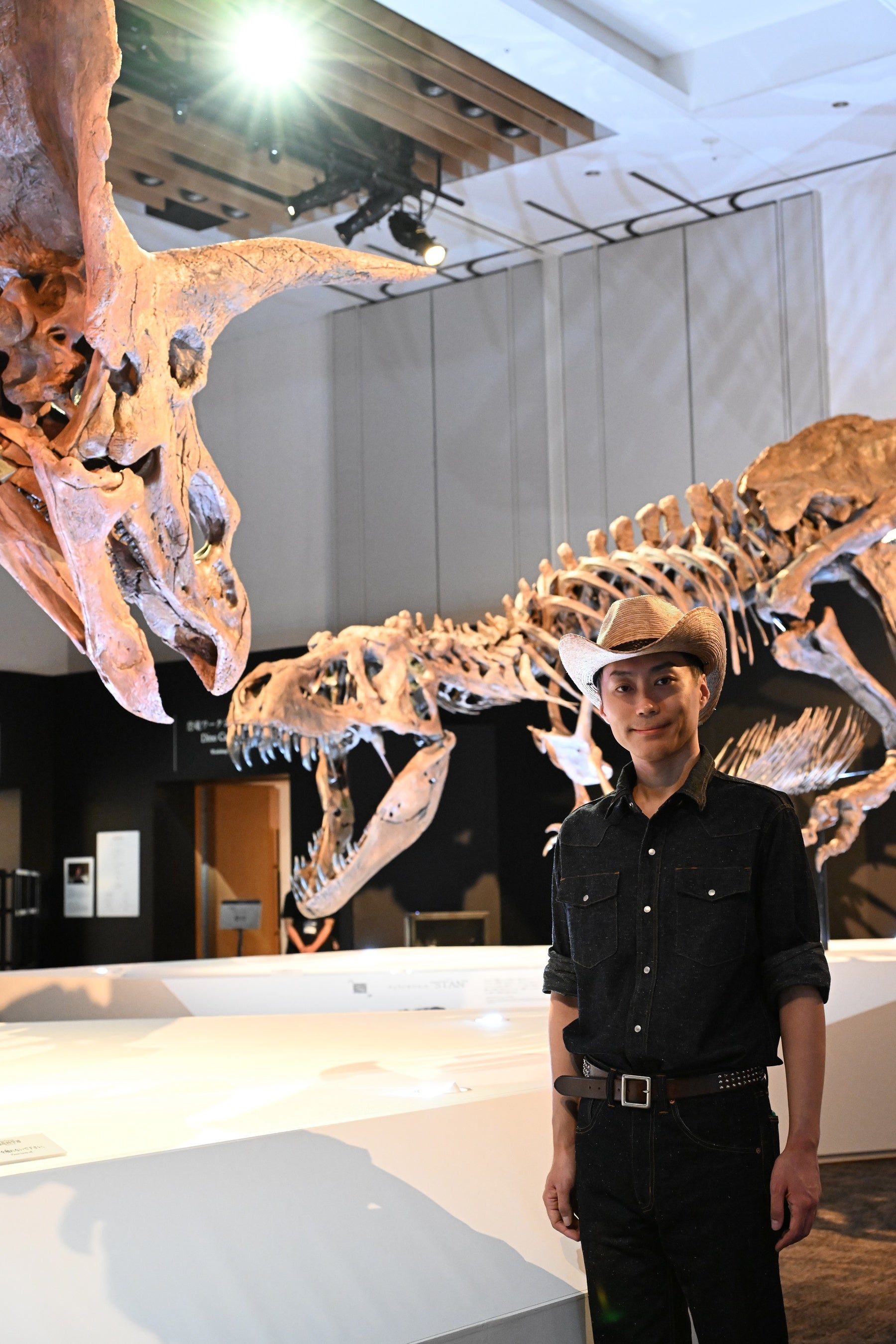 企画・監修 恐竜くん