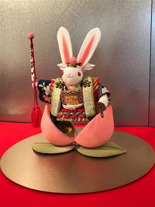 〈桃太郎うさぎ〉330,000円(税込み)