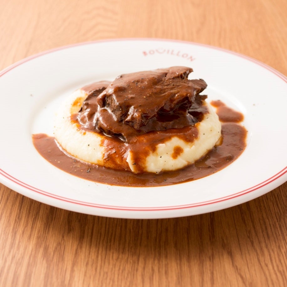 牛ホホ肉の赤ワイン煮2,400円