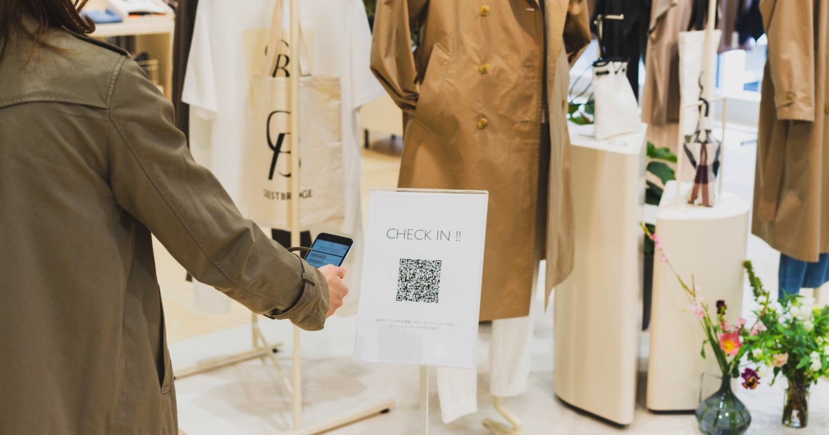 「CB CRESTBRIDGE」店舗でのスマートフォンによるチェックインのイメージ