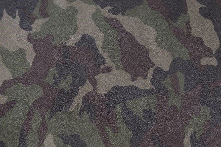 ≪カモフラージュ柄≫　ウッドランドパターンを採用