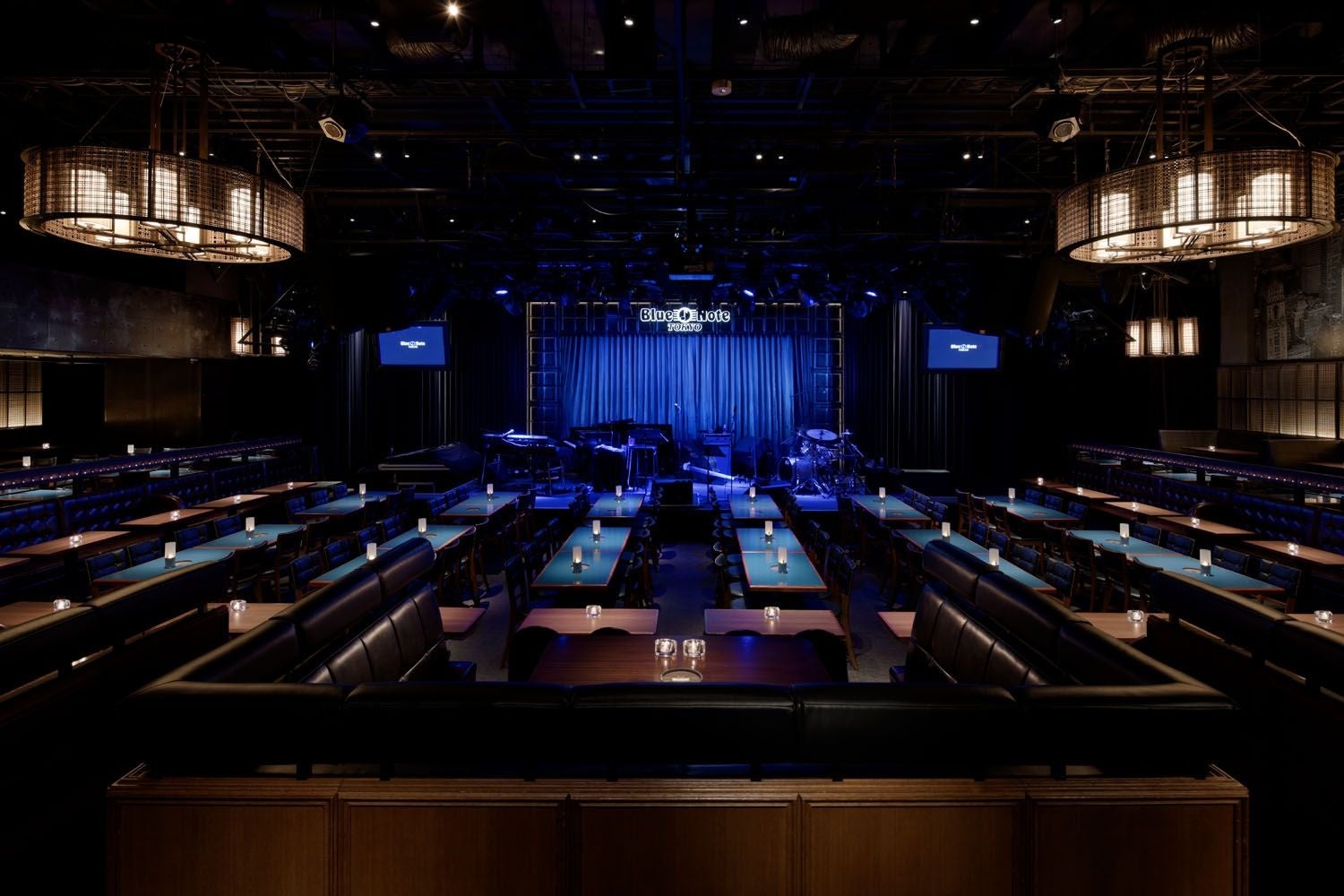 「ブルーノート東京」店内