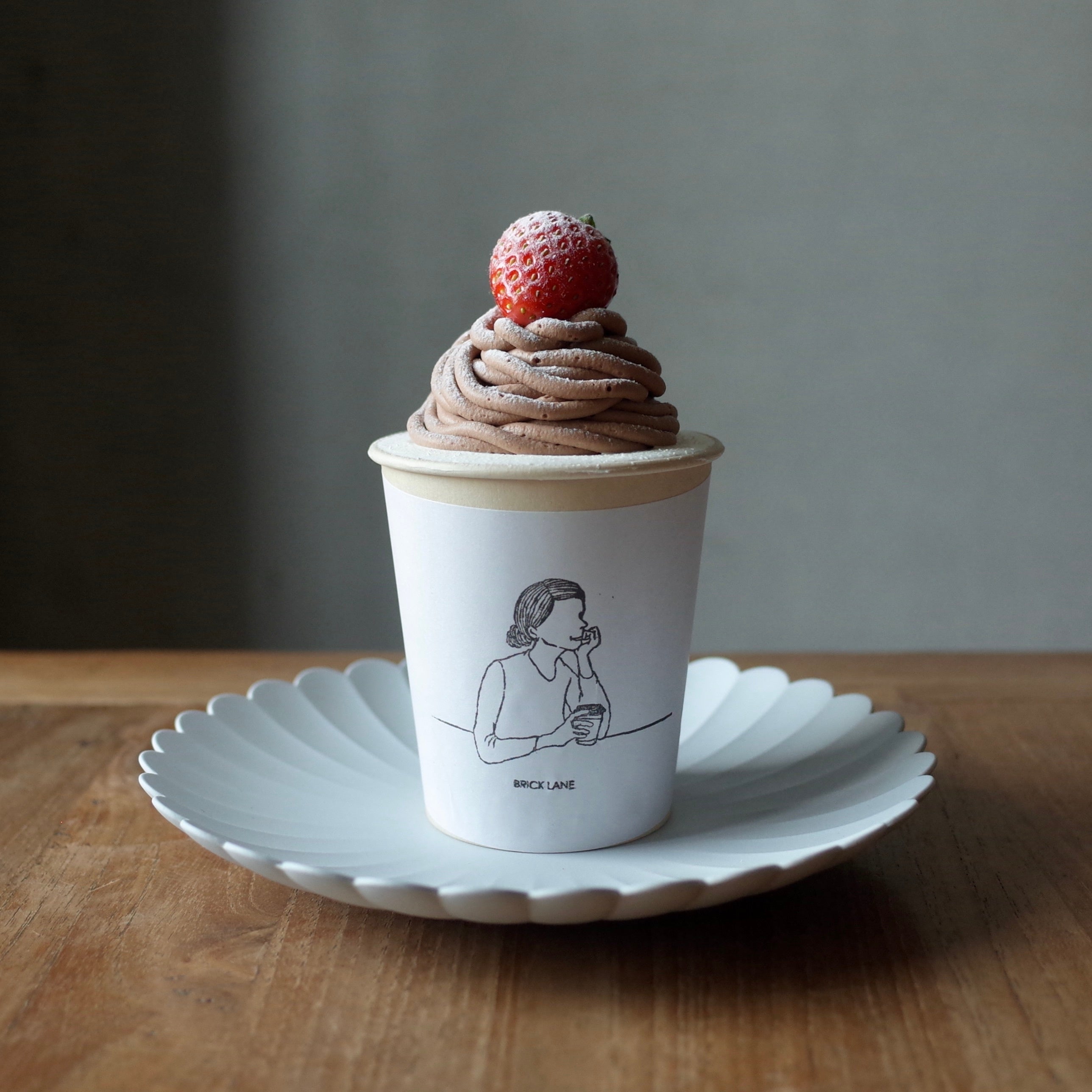 東急限定・苺のチョコレートモンブラン