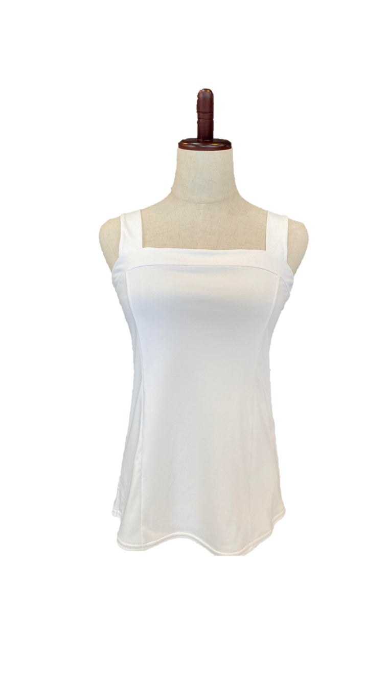 〈ショート〉ホワイト