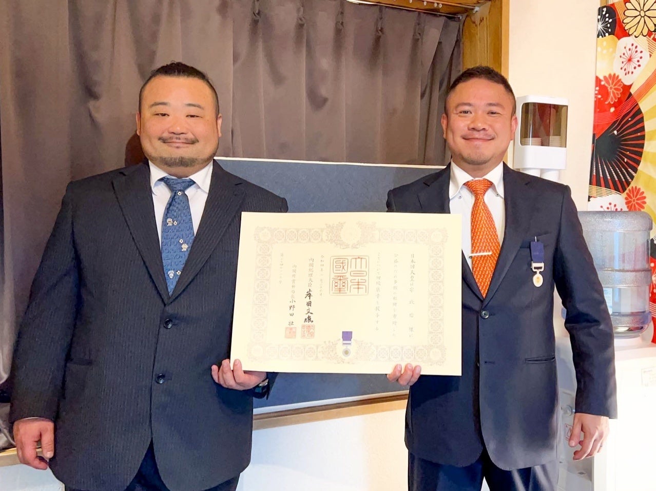 左:ソルテラス専務取締役・松浦隼人 右:同代表取締役・宗政信傑 ソルテラス本社にて