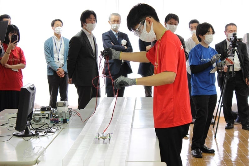 【実証試験の様子】