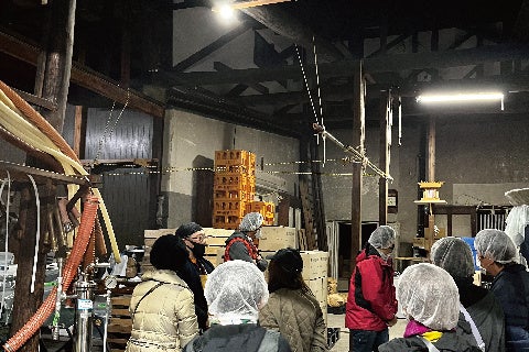 HOTEL WOOD 高山 オリジナルツアー 平田酒造場 酒蔵見学の様子