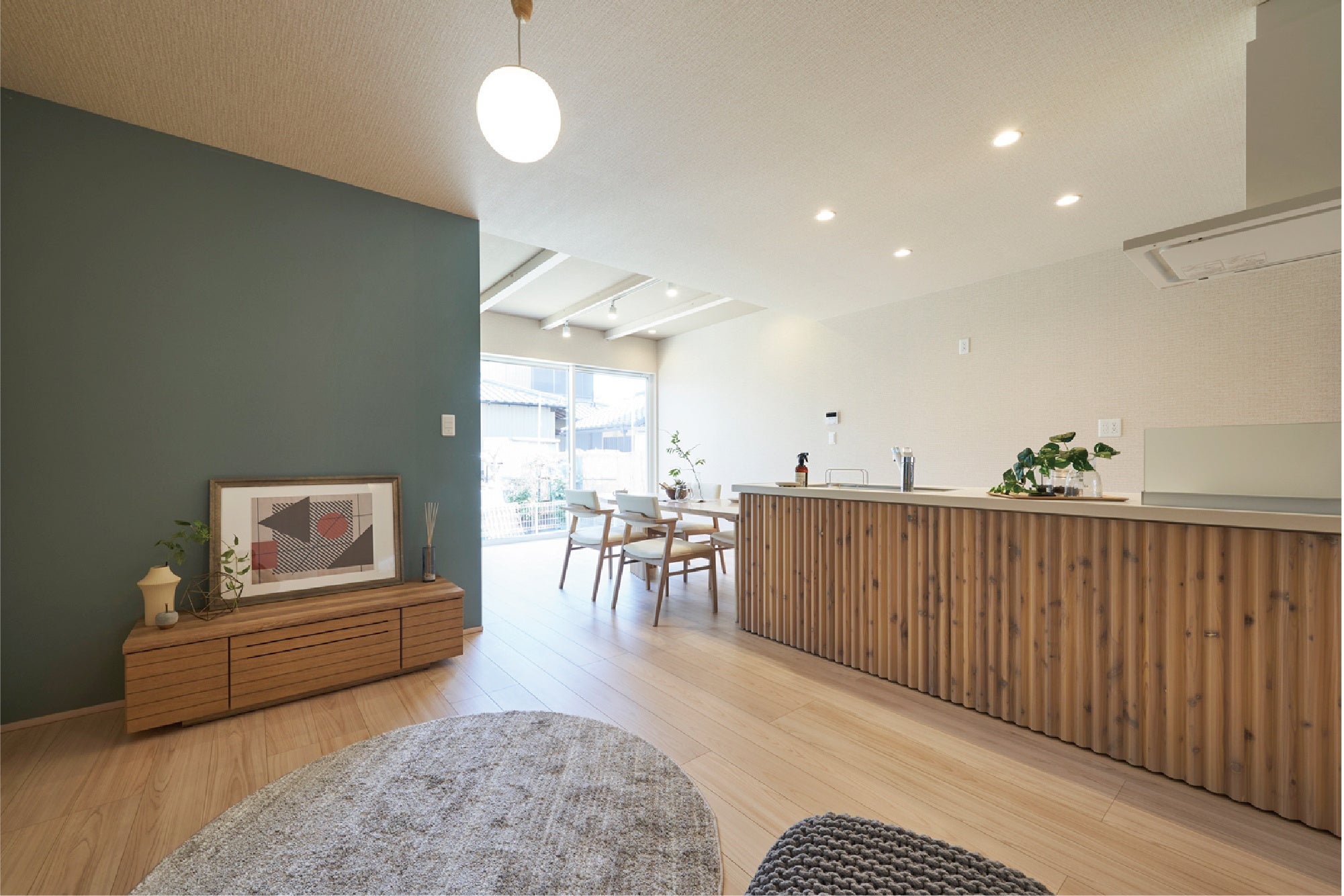 3 木のやさしい質感が心地よいLDK