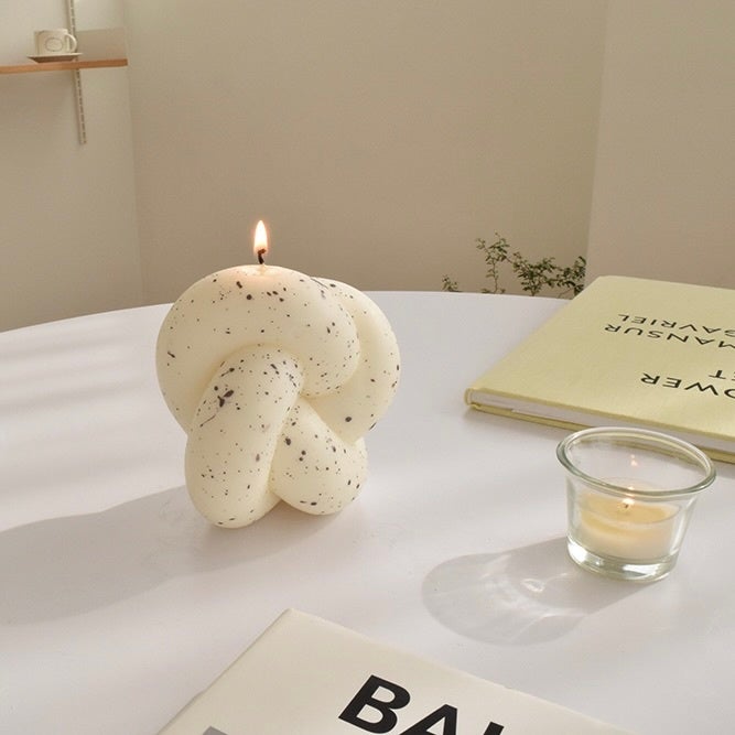 Tube Knot ② Candle