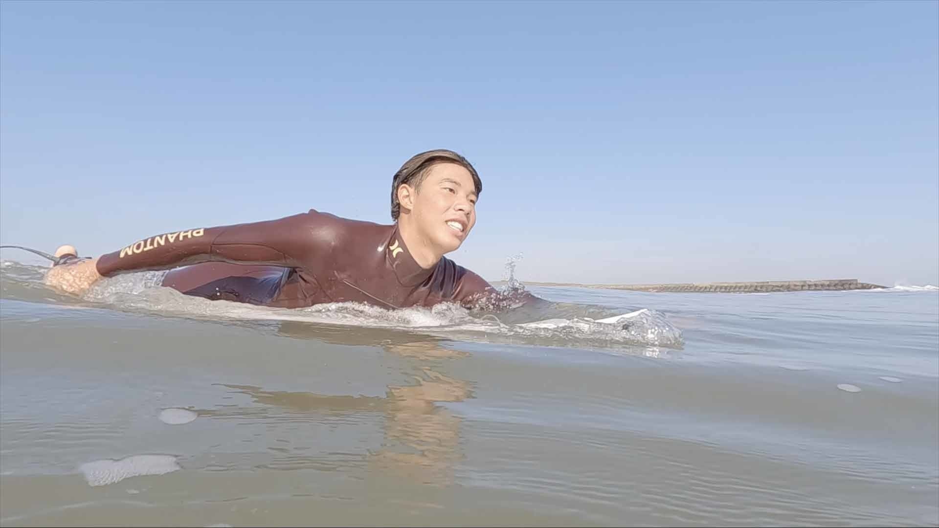 プロサーファー岩見天獅