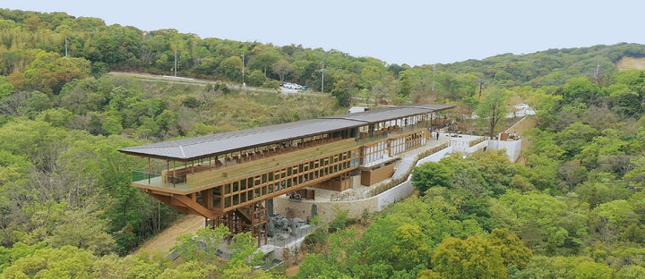 建築家 坂 茂氏の設計による座禅リトリート「禅坊 靖寧」にオリジナル 建築家 坂 茂氏の設計による座禅リトリート「禅坊 靖寧」にオリジナル