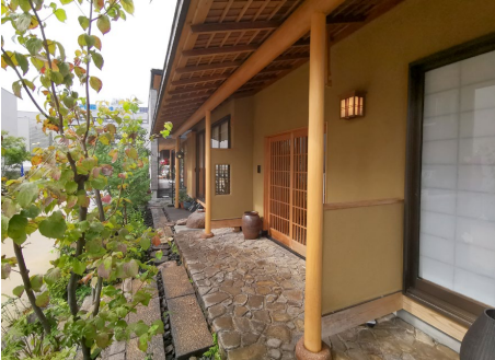 菊池建設㈱モデルハウスの土庇