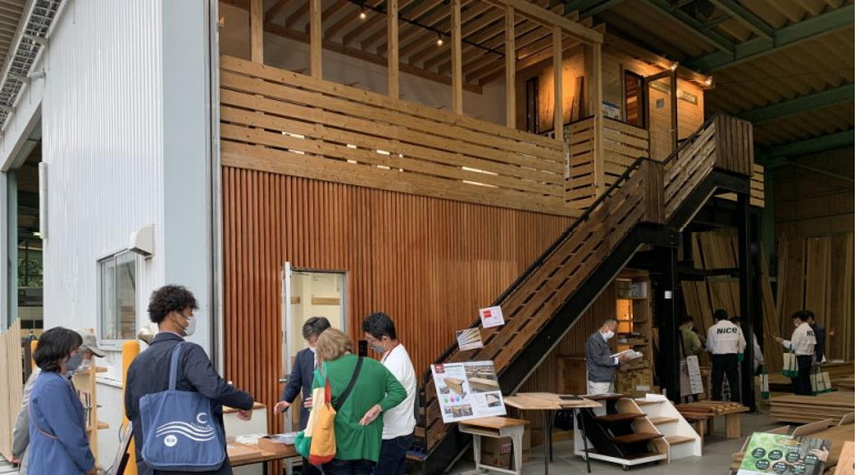 「見せる倉庫」で、当社がお薦めする木材製品の特長や活用方法についてご紹介