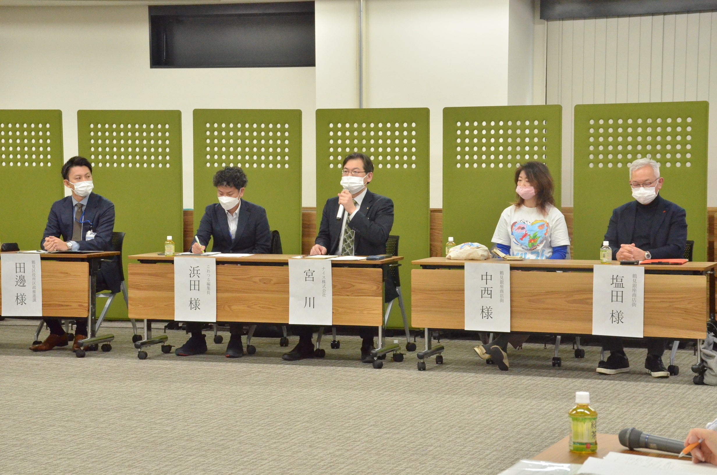 地域の関係者が集い、児童の取り組みに激励を送った