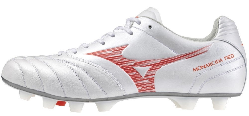 フットボールシューズ「MONARCIDA NEO Ⅲ」シリーズ発売